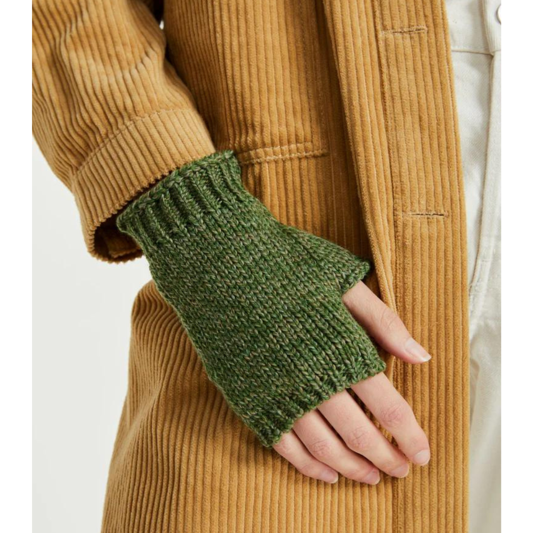 Ladies Aran Wool Green Fingerless Mitts