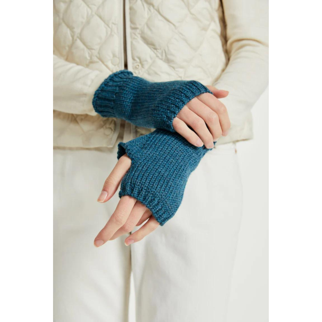 Ladies Nepped Wool Teal Fingerless Mitts