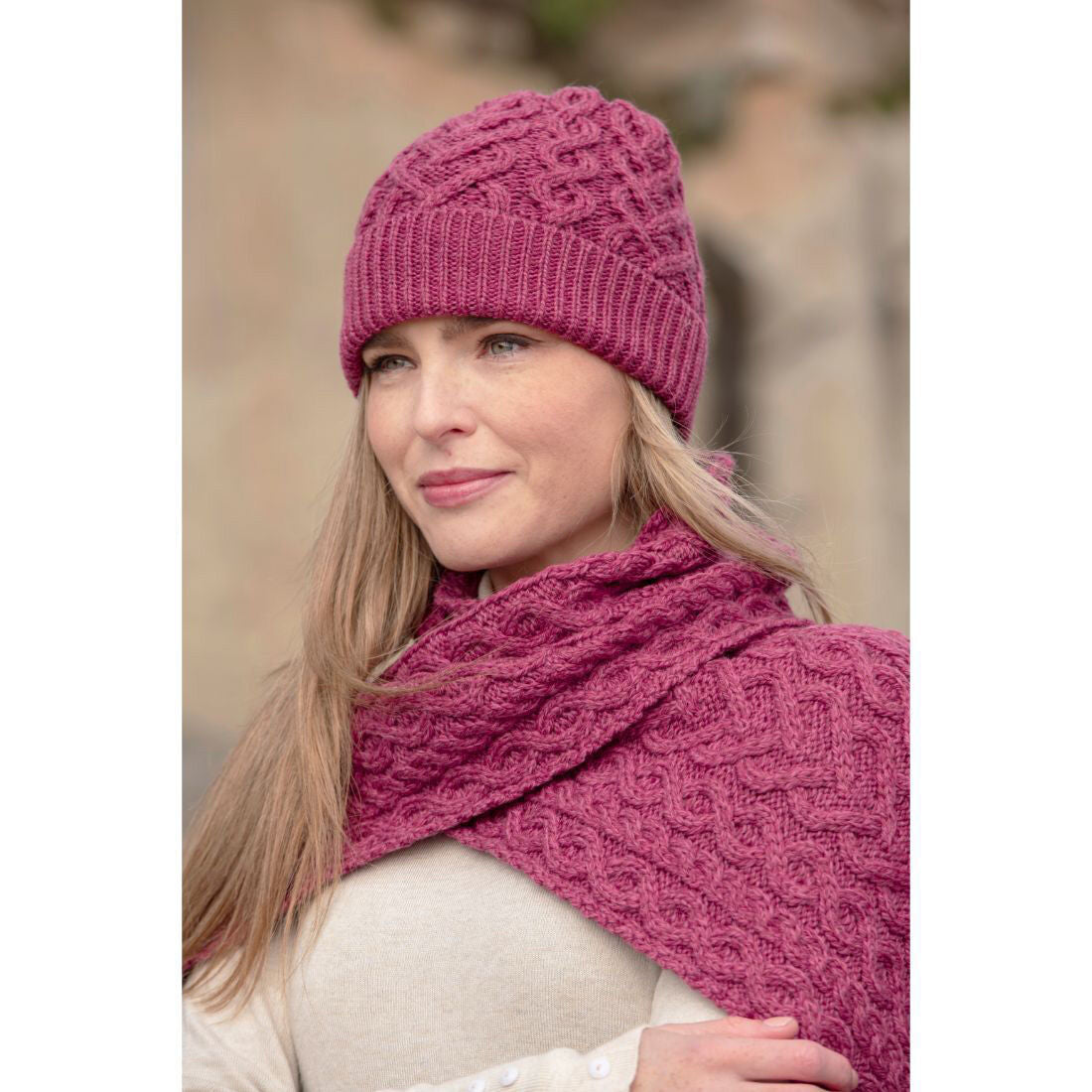 Merino Wool Heart Designed Hat & Scarf Set Magenta