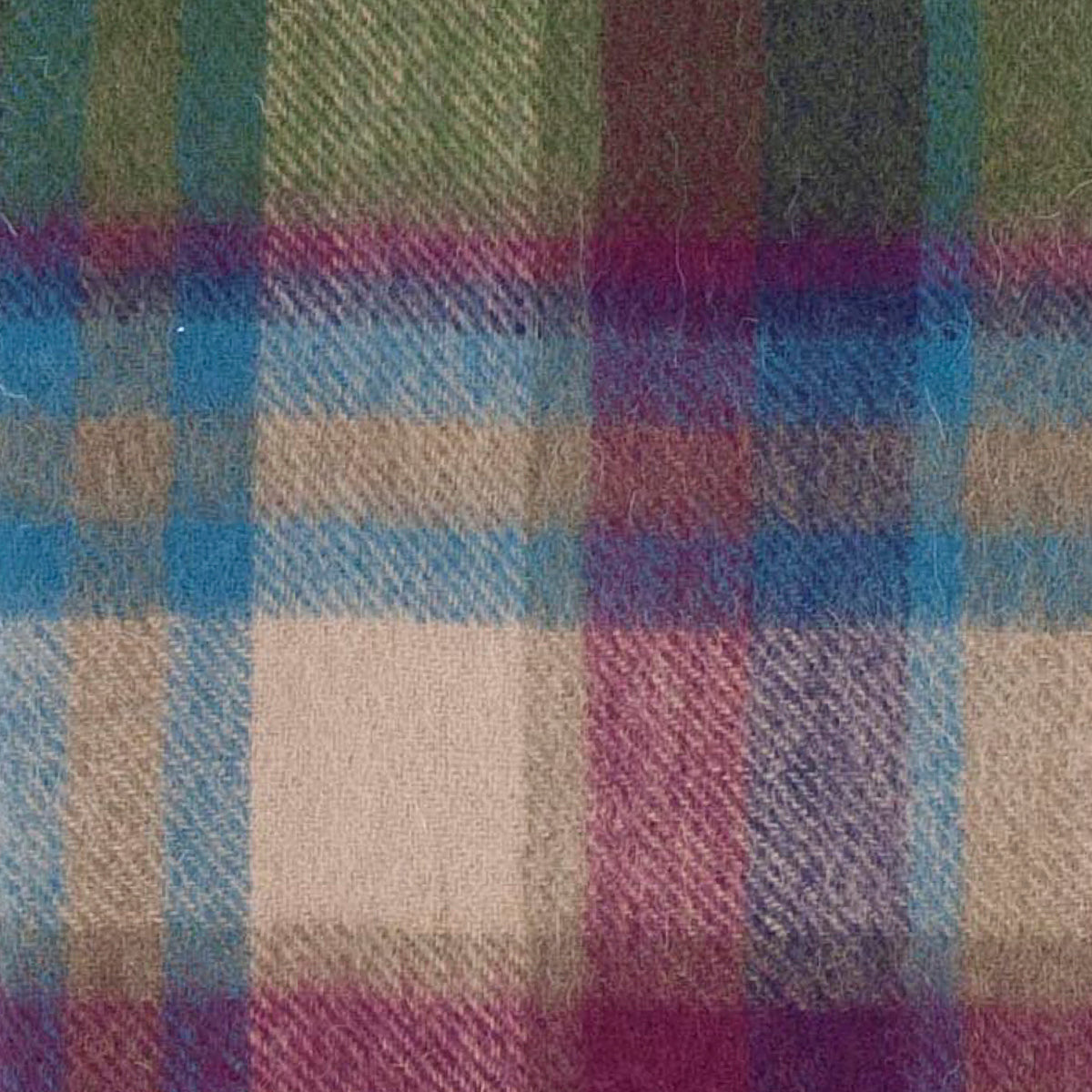 Fado Heritage Check Woollen Scarf