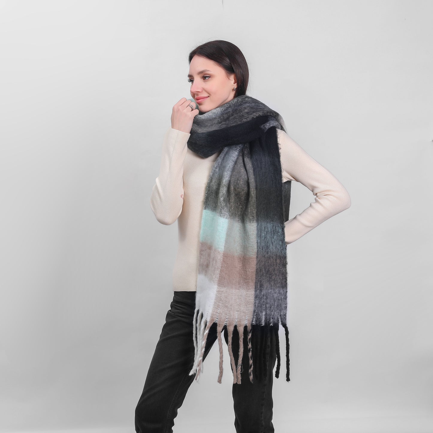 Irish Soft Check Scarf Green Grey