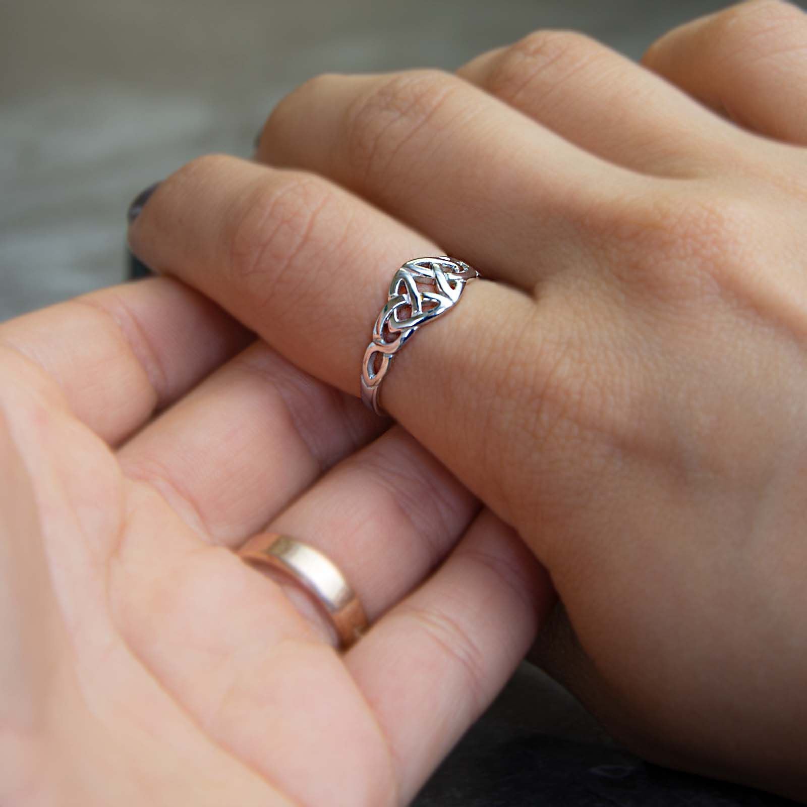 Hallmarked Sterling Silver Elegant Double Trinity Knot Design Ring