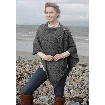 Aran Buttoned 3 Ways Cape