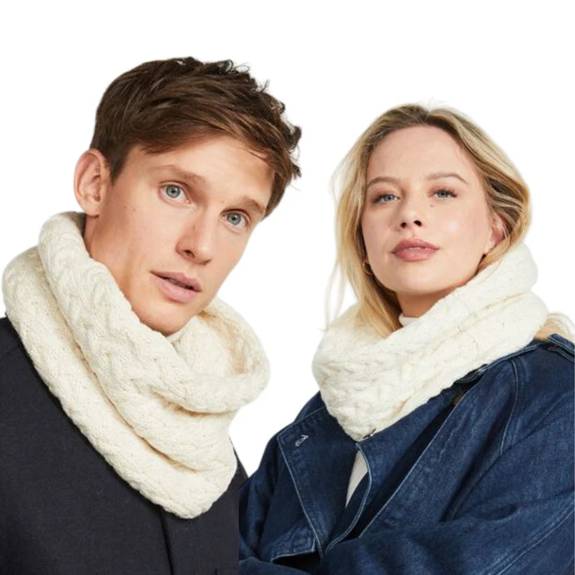 Unisex Merino Wool Infinity Cabled Natural Snood