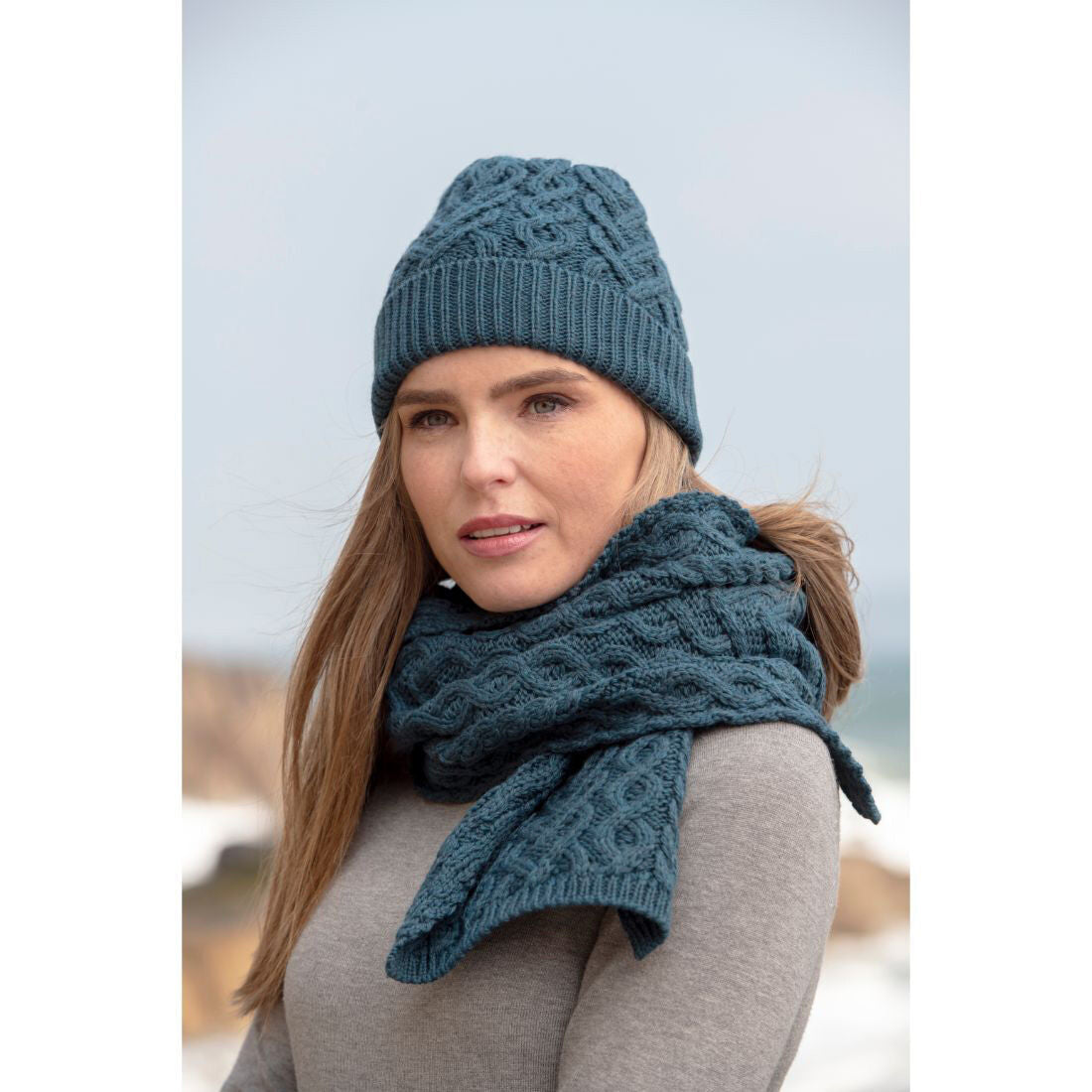 Merino Wool Heart Designed Hat & Scarf Set Teal 