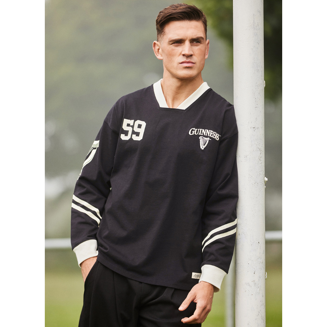 Men's Guinness Toucan Black And Cream American Football Top