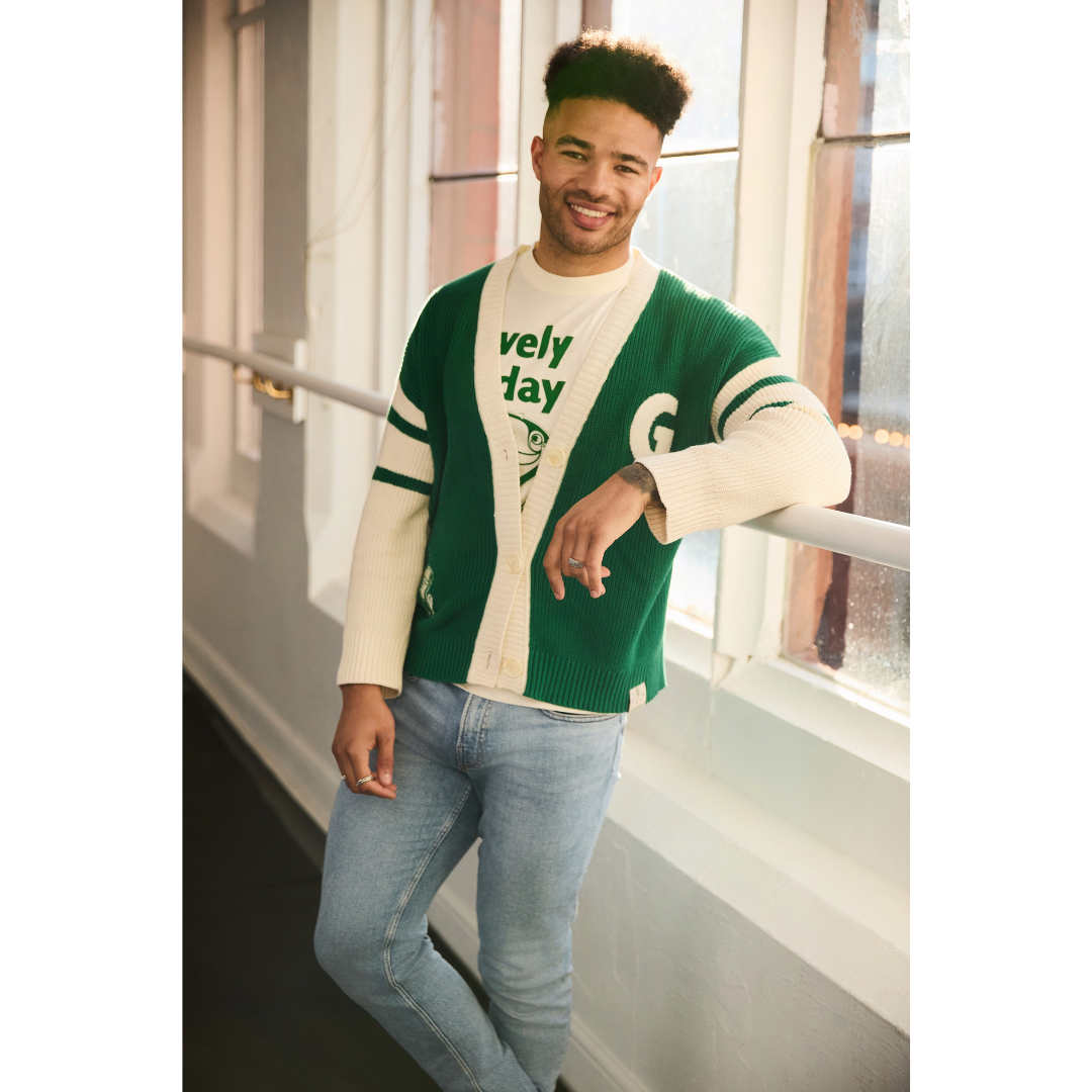 Unisex Guinness Knitted Green and Cream Cardigan 