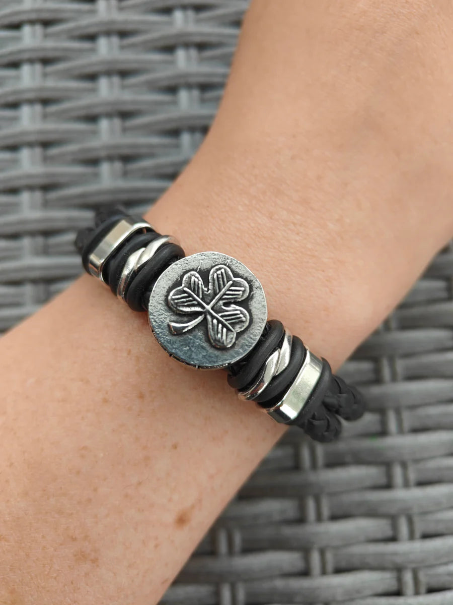 Shamrock Design Wristband