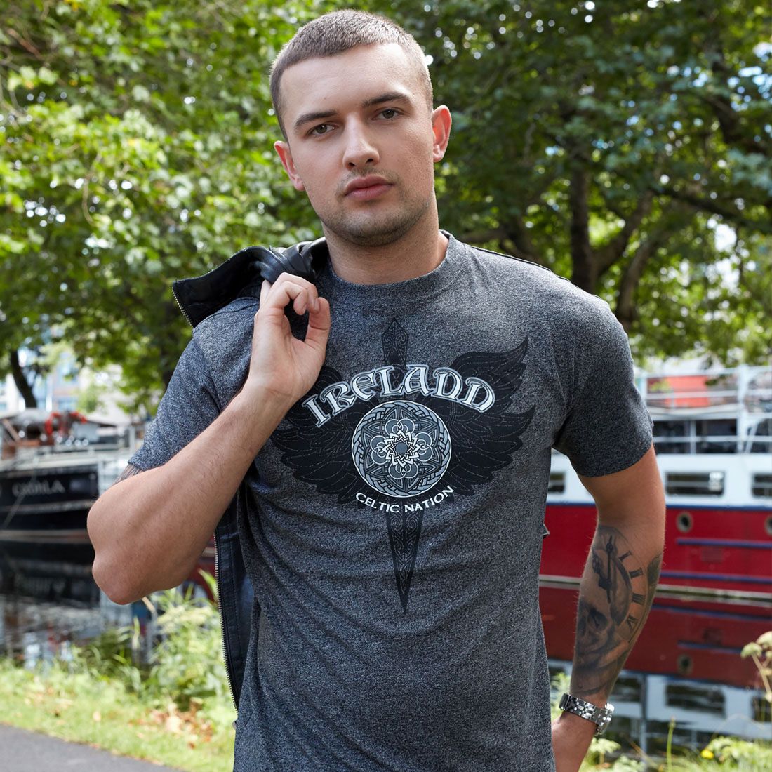 Black Grindle Round Neck With Celtic Nation Dagger T-shirt 
